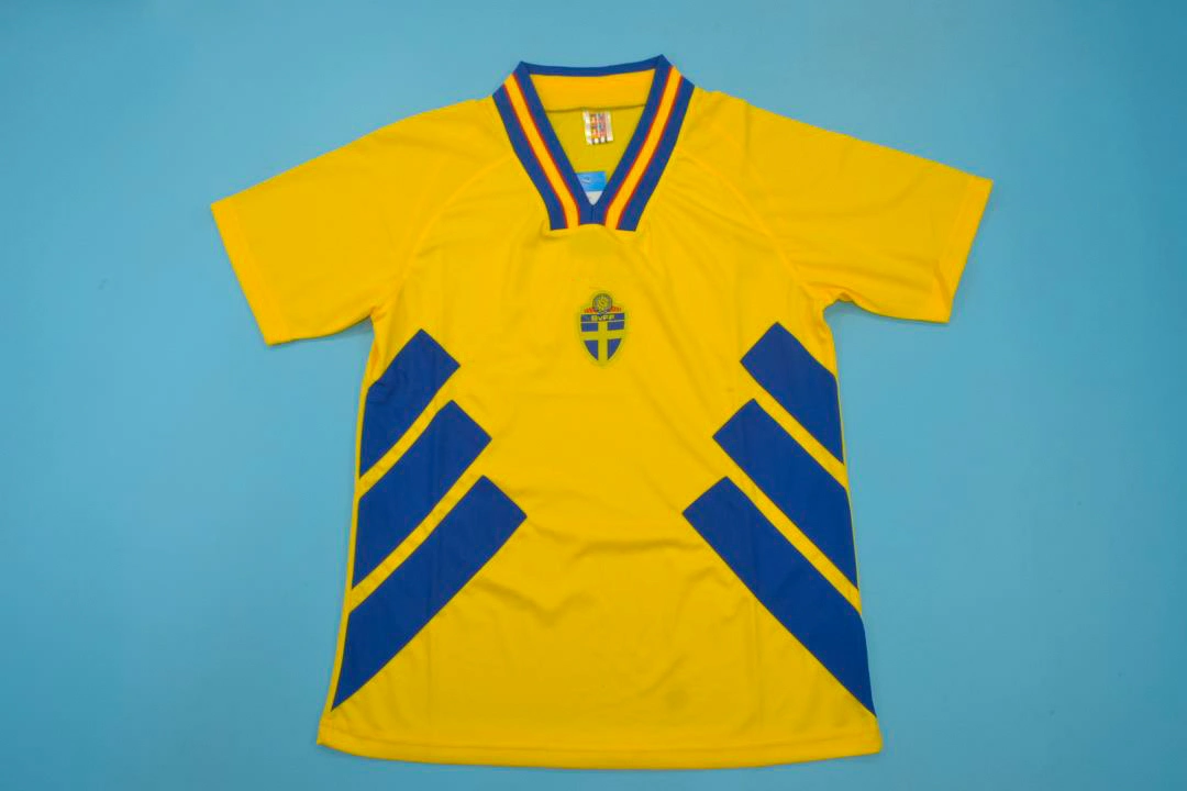 a yellow and blue sports jersey